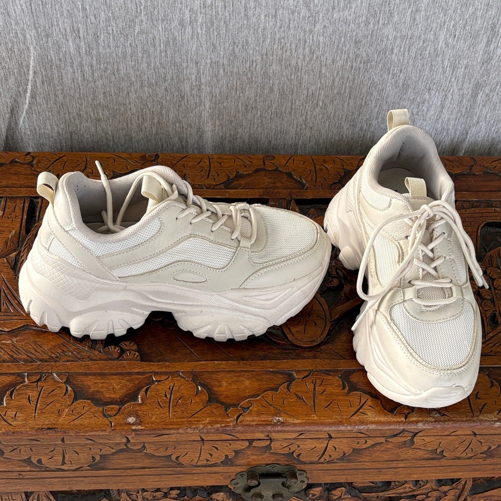 Trendy Cream Chunky Sneakers